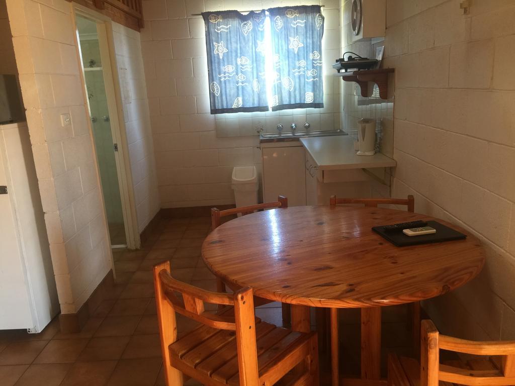 Carnarvon Caravan Park Номер фото